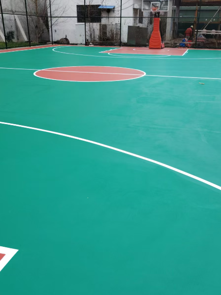 庆云 球场长期使用易出现地面开裂